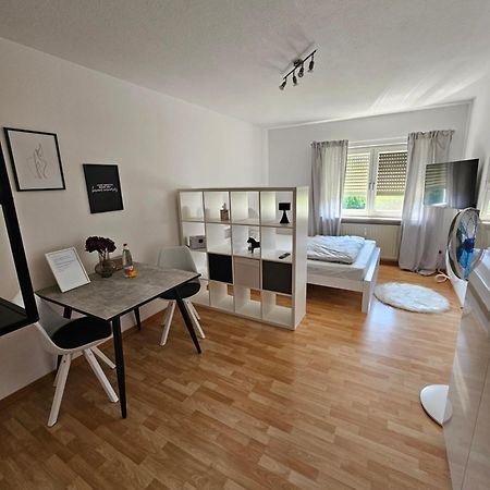 Charmante 1 Zimmerwohnung Mit Stellplatz เวิร์ซบวร์ก ภายนอก รูปภาพ